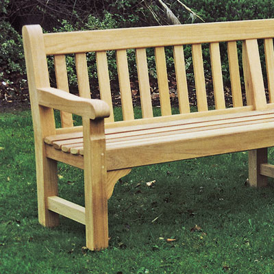 2400 Cavendish Seat with central leg in iroko